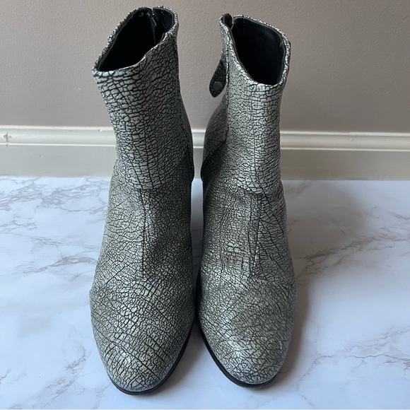 Rag & Bone Newbury Iron Pattern Ankle Boots Grey Zip Leather 39 9 - Picture 4 of 9